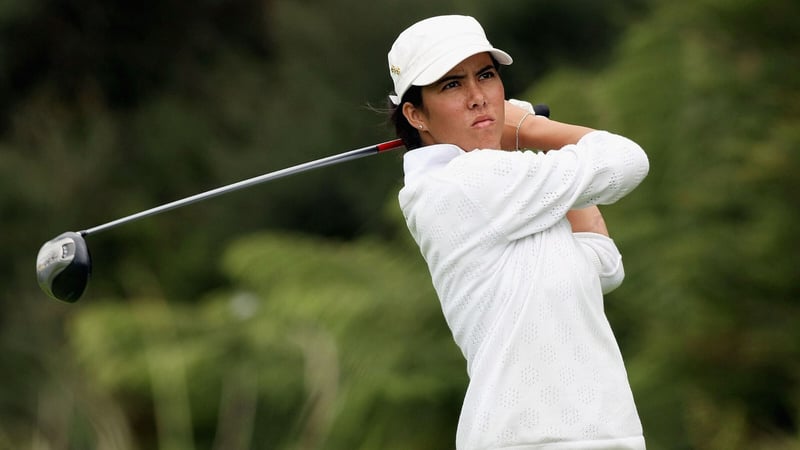 Tania Tare führt in Zusammenarbeit mit Ping Golf drei trick Shots vor. (Foto: Getty)