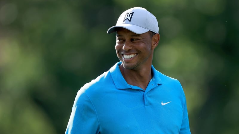 Tiger Woods freut sich: Es geht für ihn wieder rund auf der PGA Tour. (Foto: Getty)