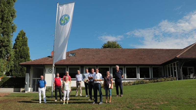 Staatssekretär Dr. Andre Baumann zu Besuch im Stuttgarter GC Solitude. (Foto: © BWGV)