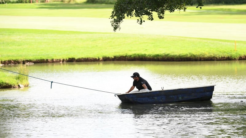 Joel Sjöholm auf dem Weg zu seinem Ball. (Foto: Getty)