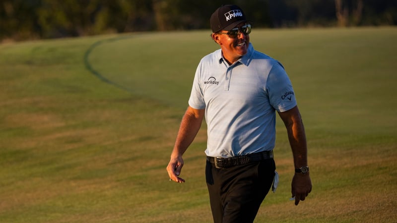 Phil Mickelson gefällt es anscheinend auf der PGA Tour Champions. Bei seinem Debüt gewann er gleich. (Foto: Getty)