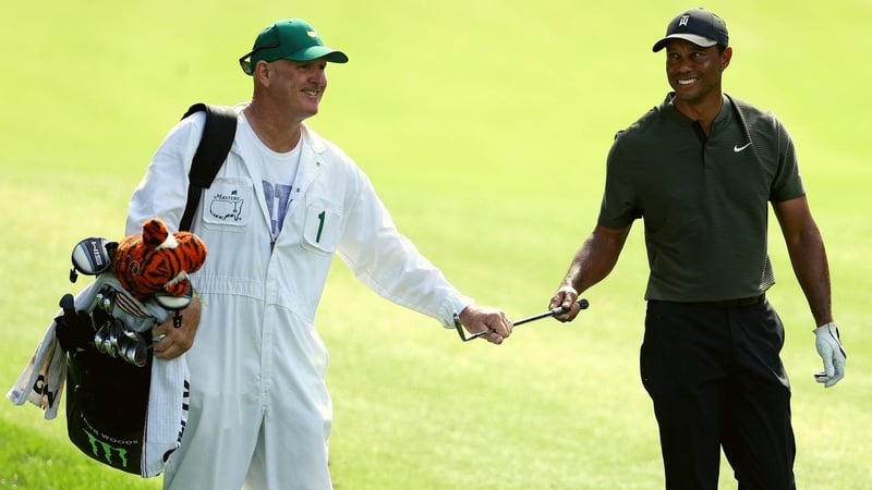 Tiger Woods und sein Caddie Joe LaCava machen aus der PNC Championship einen Familienausflug. (Foto: Getty)