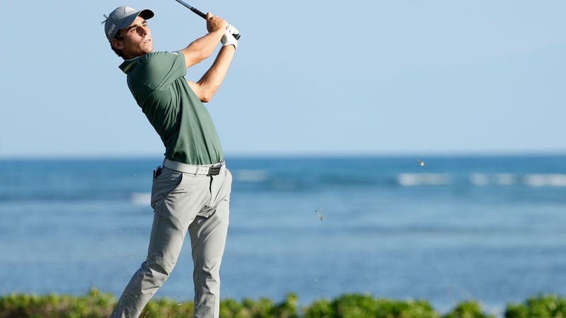 Joaquin Niemann aus Chile führt gemeinsam mit zwei Amerikanern das Feld an. (Foto: Getty)