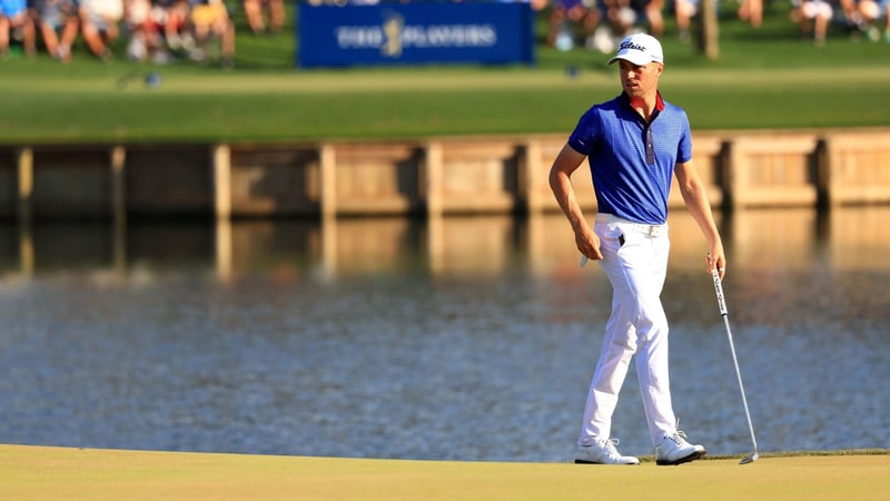 Justin Thomas am 17. Loch des TPC Sawgrass (Foto: Getty)