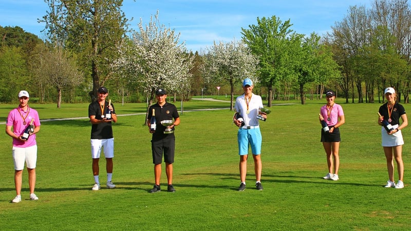 Die Medaillengewinner (v.l.n.r.): Sebastian Sliwka (Hamburger GC), Jannik de Bruyn (GC Hösel), Tim Wiedemeyer (Münchener GC), Helen Briem (Stuttgarter GC Solitude), Paula Schulz-Hanßen (GC St. Leon-Rot), Chiara Horder (GC München Valley). (Foto: DGV/stebl)