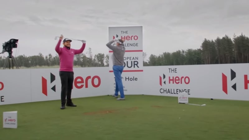 Tyrrell Hatton und Ian Poulter stellen sich der Hole-in-One Hero Challenge der European Tour. (Foto: Screenshot YouTube/@European Tour)