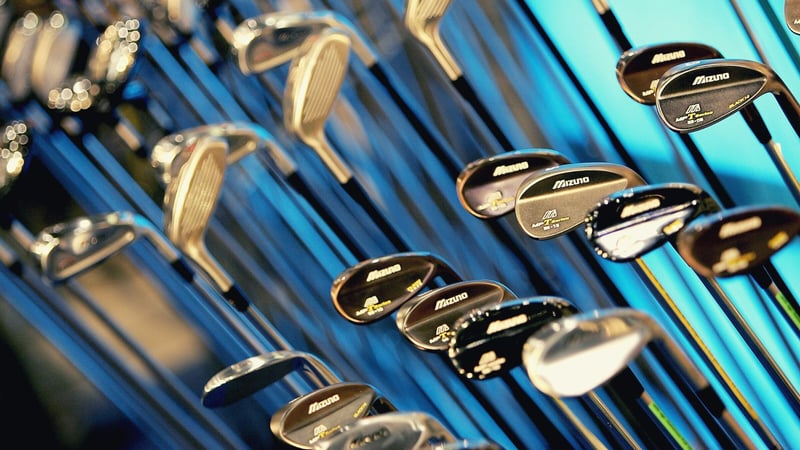 Golfschläger der Marke Mizuno. Hierbei handelt es sich nicht um Fälschungen. (Foto: Getty)