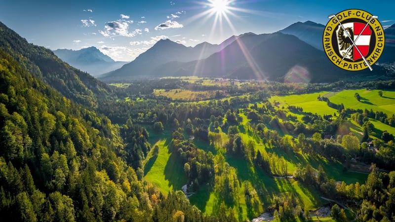 Golfkalender 2022: Der GC Garmisch-Partenkirchen mit Alpenpanorama