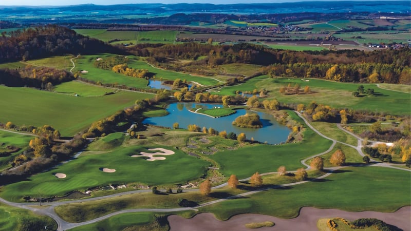 Der berühmte GC Hardenberg mit seinem Inselgrün in Form eines Keilerkopfes (Foto: GC Hardenberg)