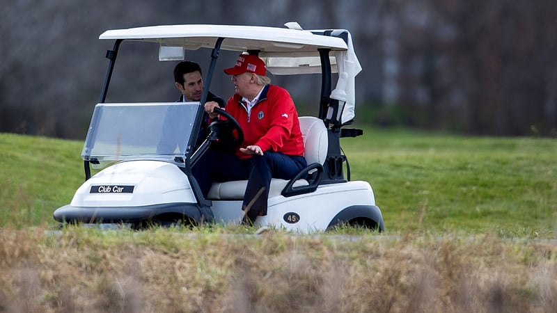 Während seiner Amtszeit verbrachte Donald Trump viele Stunden auf dem Golfplatz (Foto: Getty)