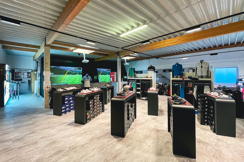 Neueröffnung von Svens Golfshop in Geilenkirchen-Niederheid