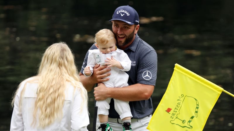 Jon Rahm mit Familie beim Par-3-Contest des US Masters 2022. (Foto: Getty)