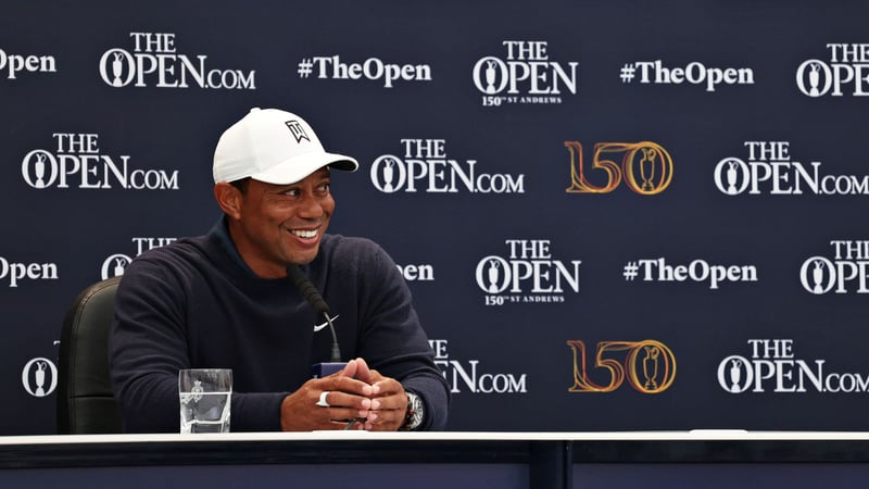 Tiger Woods in der Pressekonferenz vor der British Open 2022. (Foto: Getty)