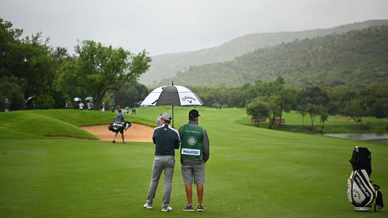 Regenunterbrechung auf der DP World Tour. (Foto: Getty)