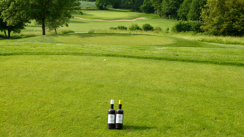 Wein und Golf in perfekter Symbiose: Die Heitlinger Genusswelten im Hügelland des Kraichgau. (Foto: Helma Scheffler)
