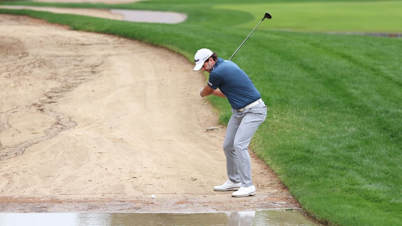 Regnerischer Start bei der Dubai Desert Classic der DP World Tour. (Foto: Getty)