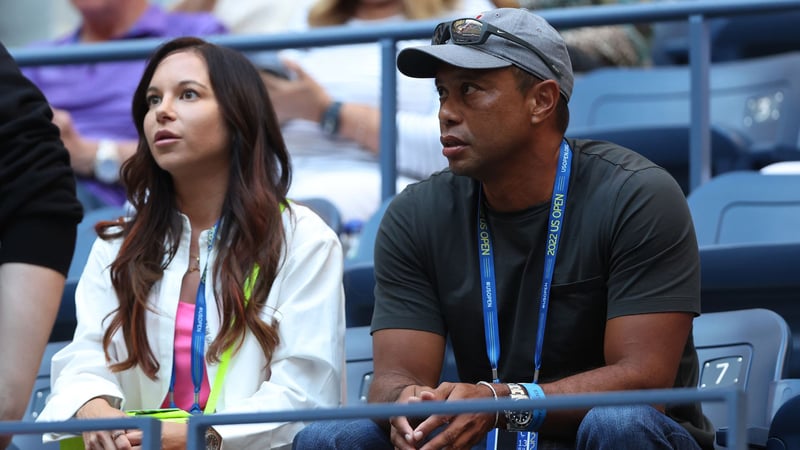 Tiger Woods und Erica Herman bei der US Open im Tennis 2022. (Foto: Getty)