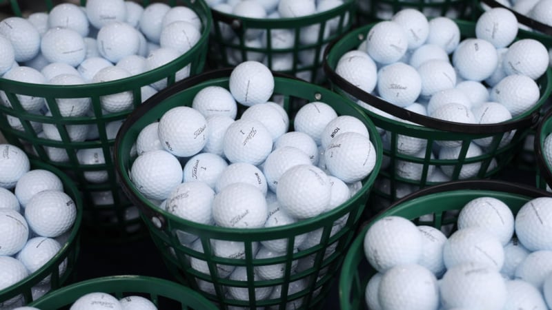 Was besagen die offiziellen Golfregeln, wenn ein Ball kaputt geht (Foto: gettyimages)