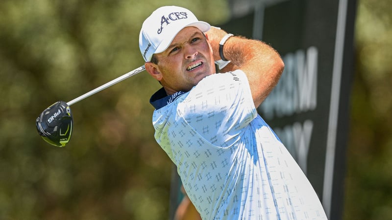 Patrick Reed konnte nach einem Beinahetreffer beim LIV Event in London aufatmen (Foto: Getty)