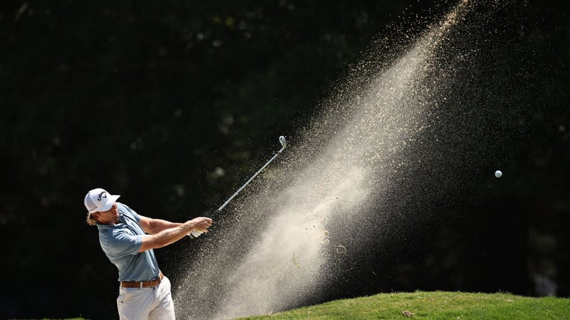 Bunkerschläge, wie hier von Sam Burns, sind immer toll anzusehen. Laut Arccos Golf sind Ihre Chancen auf ein gutes Ergebnis allerdings eher gering. (Quelle: Getty)