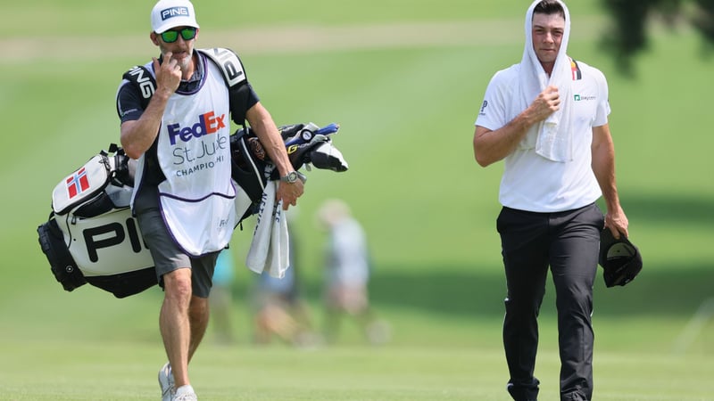 Viktor Hovland versuchte bei der extremen Hitze am zweiten tag der FedEx cup Playoffs einen kühlen Kopf zu bewahren. (Quelle: Getty)