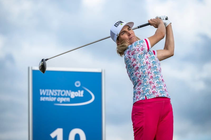 Elisabeth Esterl: „Schön, die weibliche Version von Golf zeigen zu können“