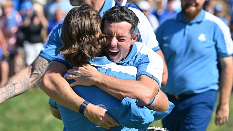 Rory McIlroy und Tommy Fleetwood beim Ryder Cup 2023. (Foto: Getty)