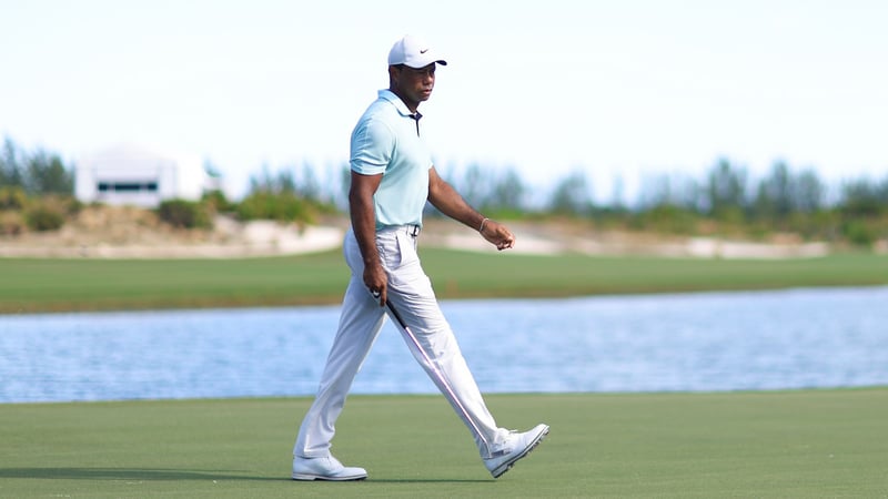 Während Tiger Woods auf den Bahamas sein erstes Turnier seit April spielt, haben die Splelerdirektoren der PGA Tour sich Gehör verschafft. (Foto: Getty)