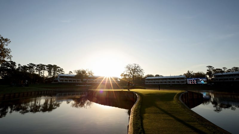 Players Championship 2024: Der Blick auf das legendäre Loch 17 in der Morgensonne. (Foto: Getty)