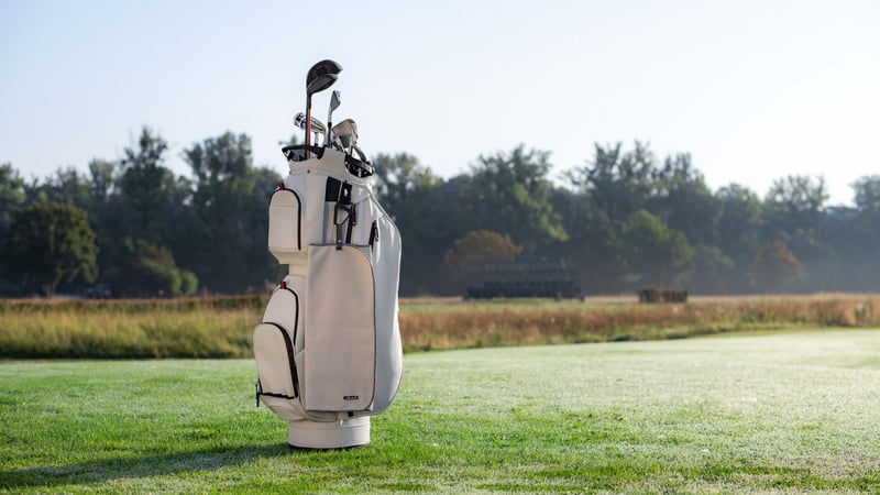 Die neuen Dri Lite Golfbag-Modelle von big Max. (Foto: Big Max)