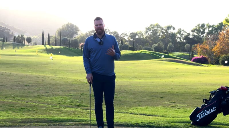 Lukas von Birdietrain erklärt, welche Rolle der vordere Arm im Schwung spielt und worauf Du beim Golftraining achten solltest. (Quelle: Birdietrain)