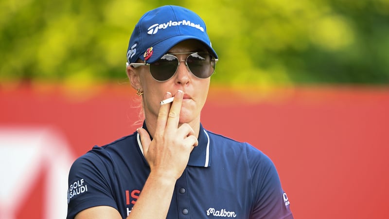 Charley Hull raucht bei der HSBC Women's World Championship. (Quelle: Getty)