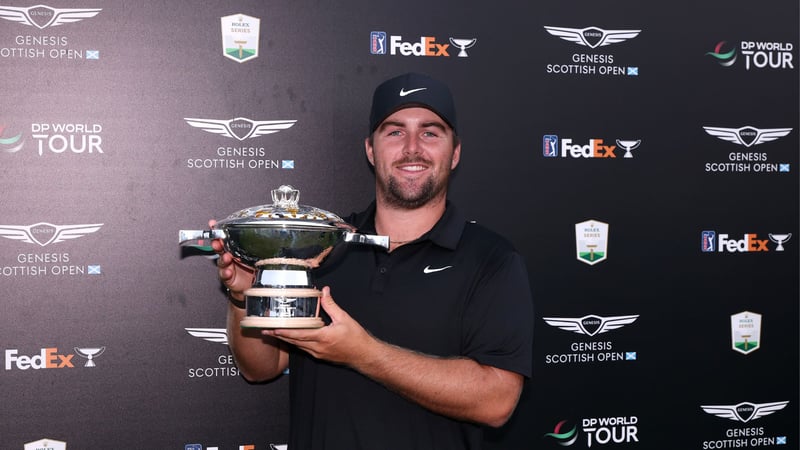 Chris Gotterup jubelt über seinen ersten Titel auf der DP World Tour (Foto: Getty)