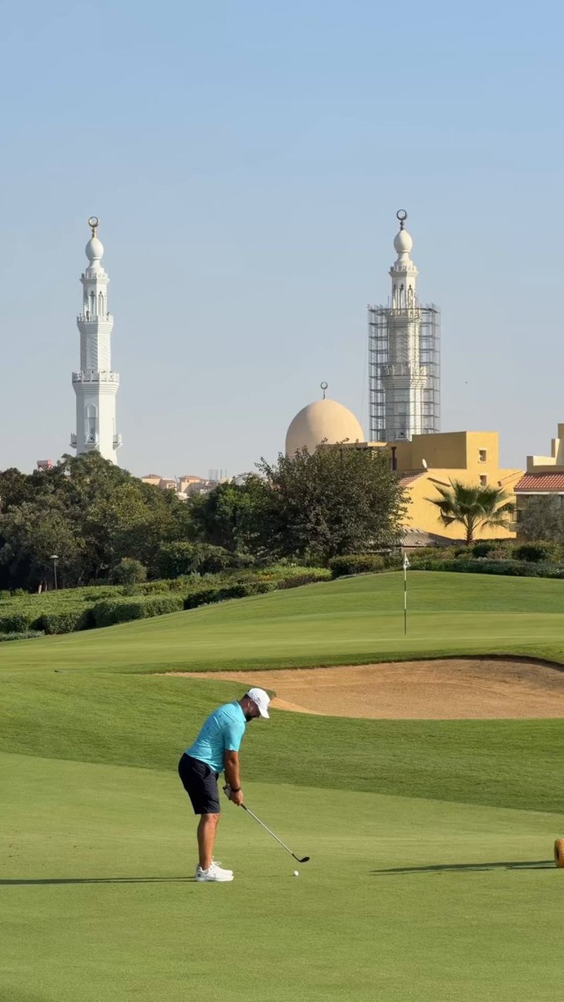 Peter Finch bereitet sich auf die Egyptian Open vor – Trainingsrunde mit Video - (@PeterFinchGolf)