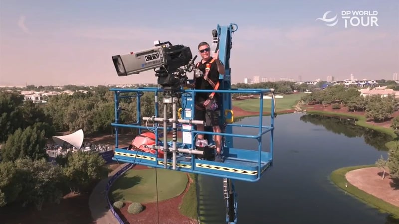 Spektakulärer Blick auf das 17. Loch bei der DP World Tour Championship 2025 - (@DPWorldTour)