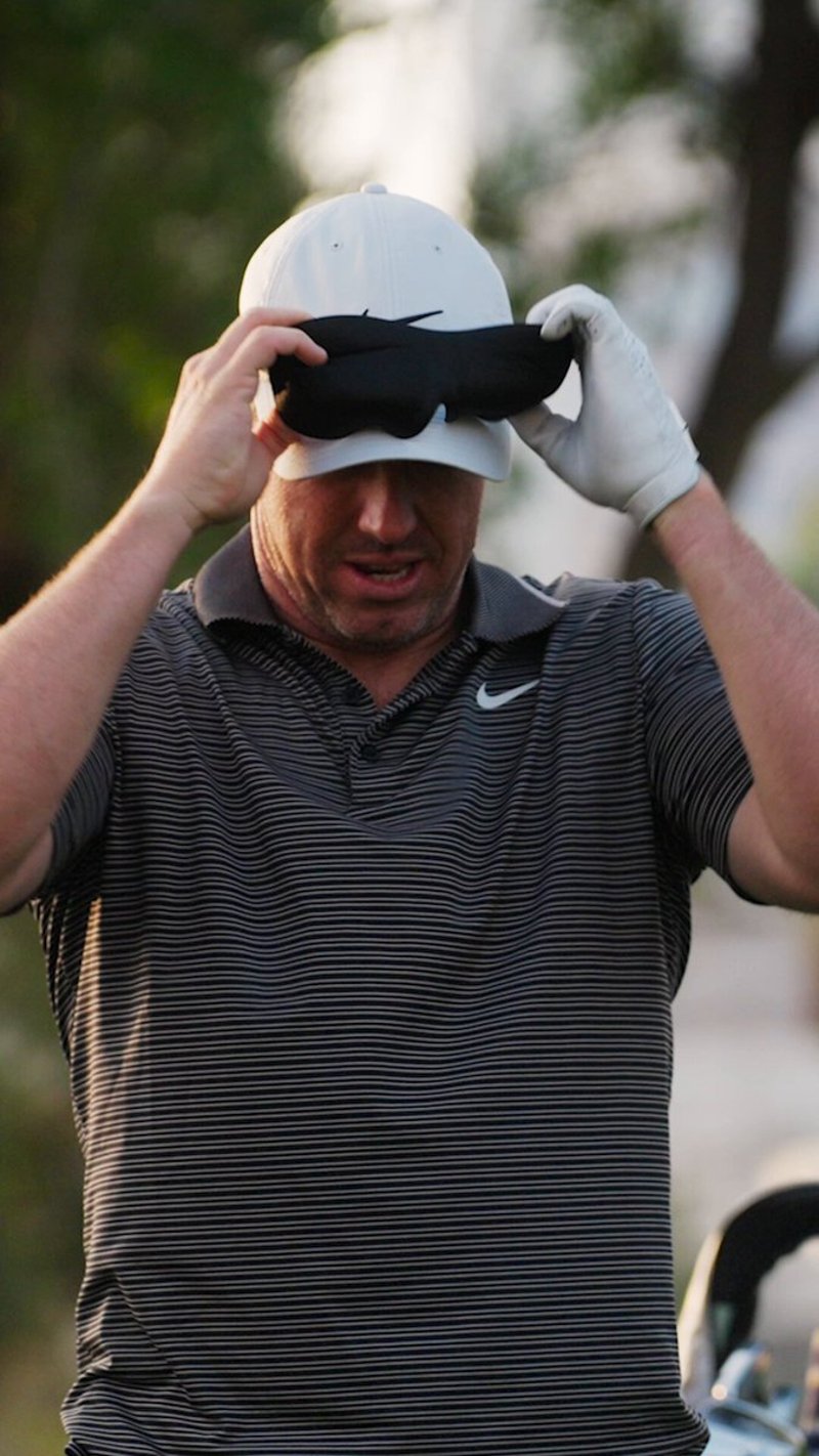 Rory McIlroy spielt Golf mit verbundenen Augen – beeindruckende Ballkontrolle - (@DPWorldTour)