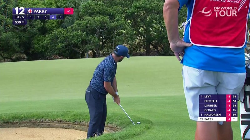 Spektakulärer Schlag bei AfrAsia Bank Mauritius Open begeistert Fans - (@DPWorldTour)