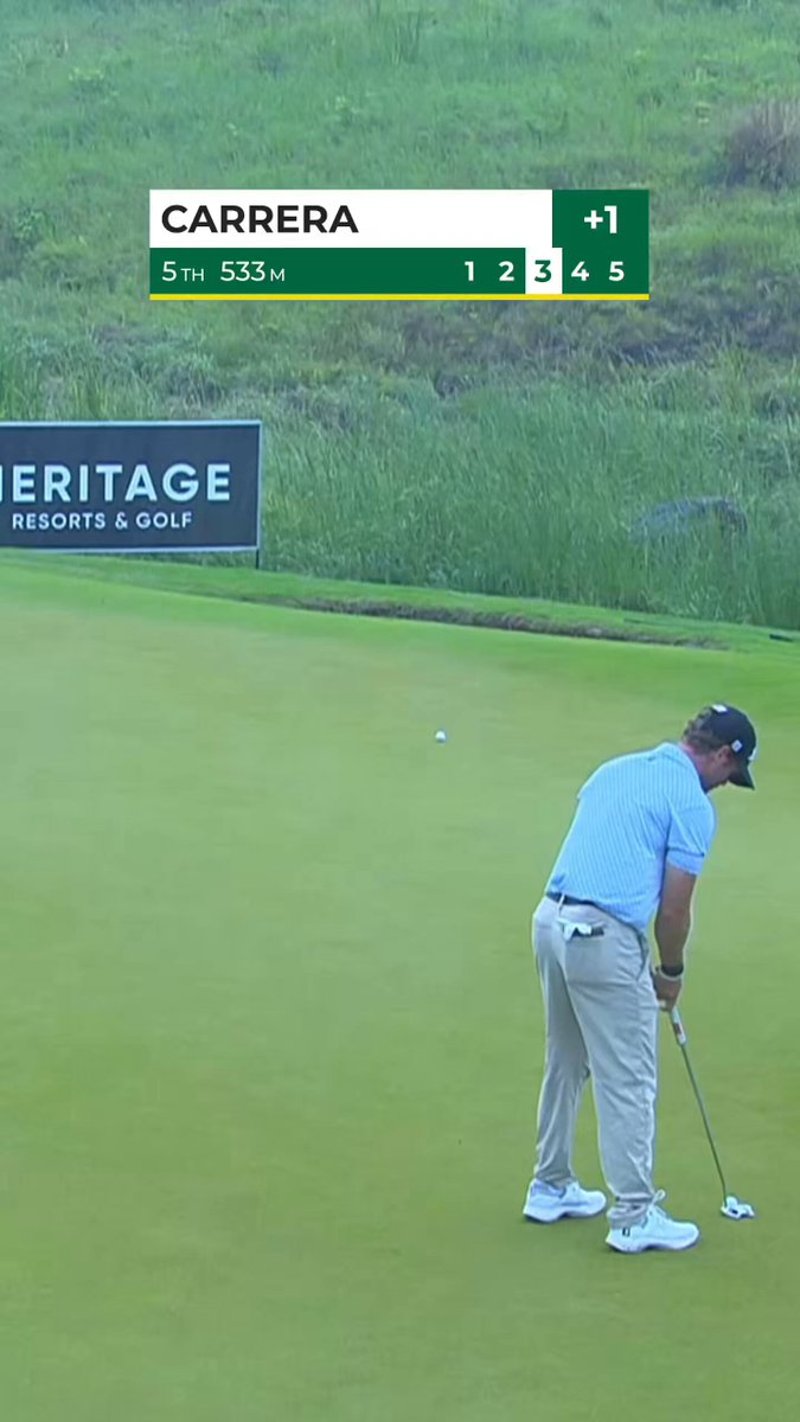 Luis Carrera beeindruckt mit Eagle beim AfrAsia Bank Mauritius Open trotz Regen - (@Sunshine_Tour)