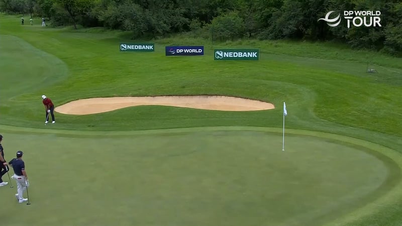Aldrich Potgieter mit beeindruckendem Chip-in beim Nedbank Golf Challenge 2025 - (@DPWorldTour)