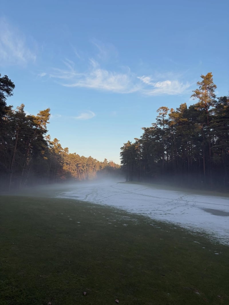 https://www.instagram.com/golfclubamreichswald/Winterliche Ruhe im Golf Club am Reichswald: Platz aktuell unbespielbar
