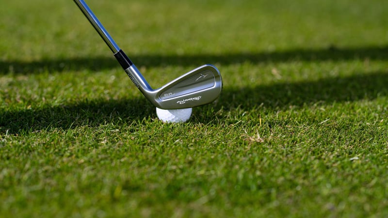 Mizuno stellt neue Mizuno Pro M-13 und M-15 Eisen vor. (Foto: Mizuno)