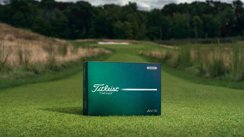 Titleist stellt die neuen AVX Bälle vor. (Foto: Titleist)