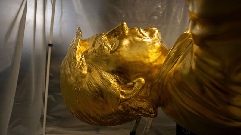 Die sogenannte Statue 