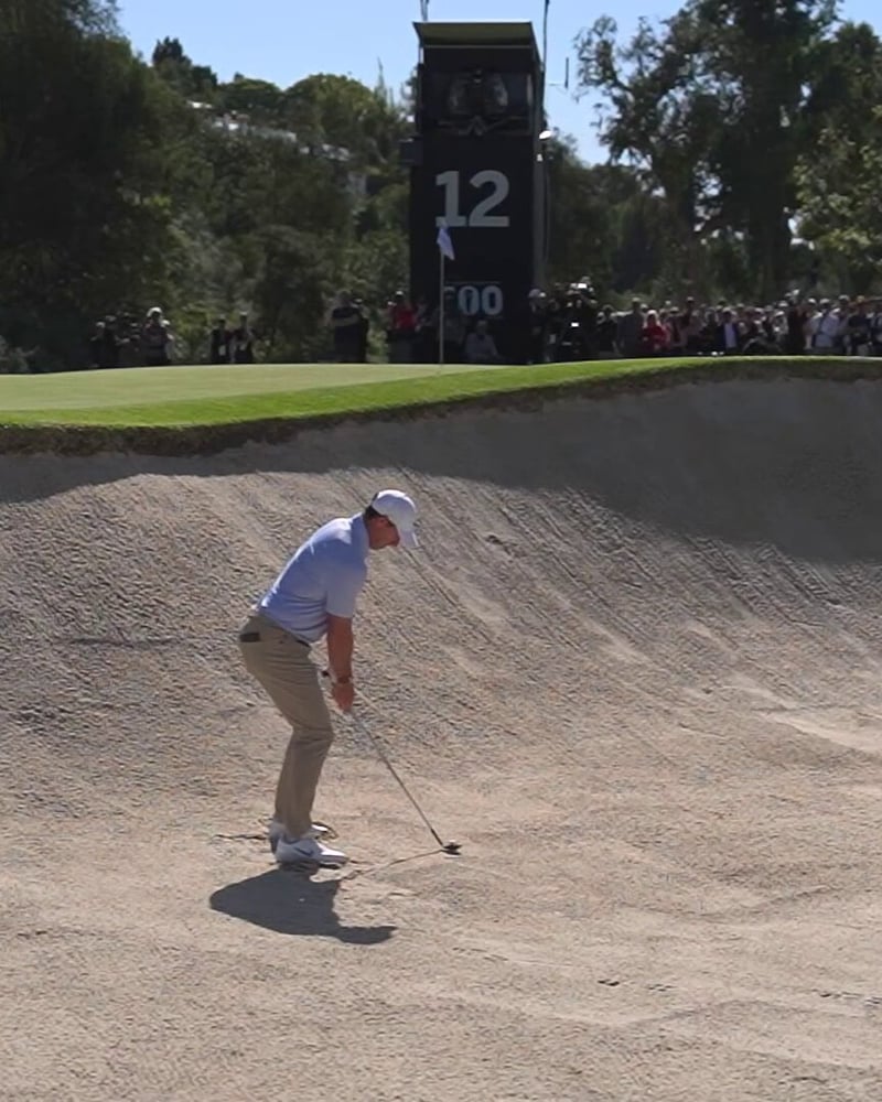 McIlroy kämpft sich zurück – Hole-out aus dem Bunker