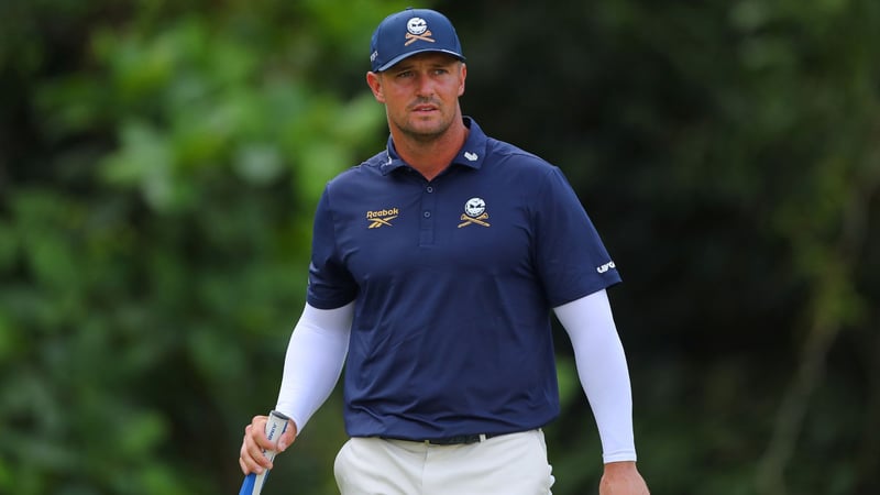 Bryson DeChambeau feiert den Sieg bei LIV Golf Singapore (Foto: Getty)