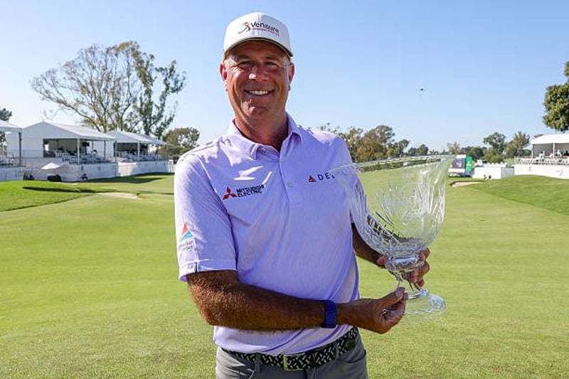Stewart Cink gewinnt die Hoag Classic und feiert auf der Champions Tour seinen nächsten Erfolg. (Foto: Getty)