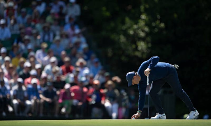 Rory McIlroy knüpft zum Start der US Masters 2026 an seine Leistung des vergangenen Jahres an und liegt in geteilter Führung (Foto: Getty)