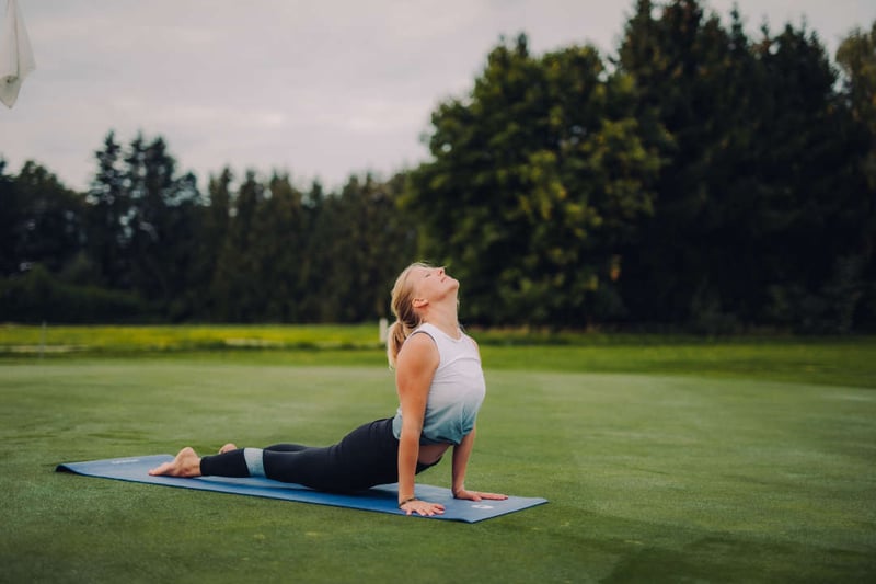 Yoga und Golf – Mit Yoga zu einem besseren Golfschwung