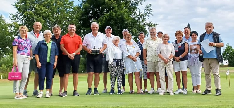 „Au revoir!“ – toller Golfsport zum Abschied