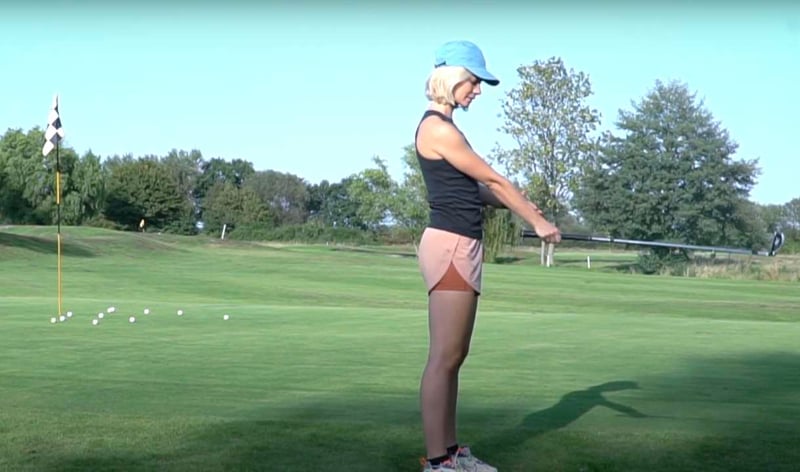 Mach dieses 9 Minuten Golf Warm-Up im Winter